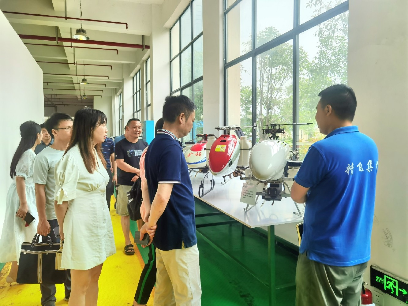 Leaders from Loudi Agricultural Machinery Affairs Center visited Jingfei Intelligent for research